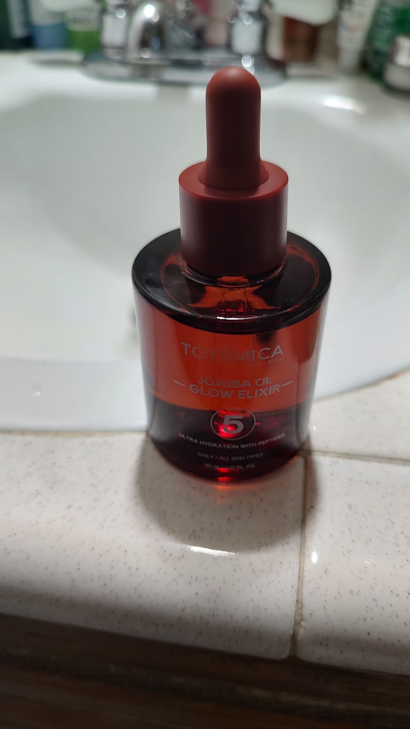 Customer photo review of Jojoba Oil Glow Elixir