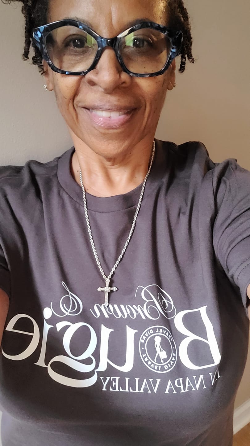 Customer photo review of Brown & Bougie in Napa Valley T-Shirt