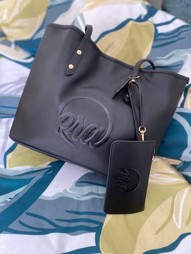 Customer photo review of Black Era Tote Bag
