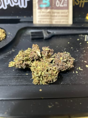 White Widow - 28 Grams – Hybrid photo review