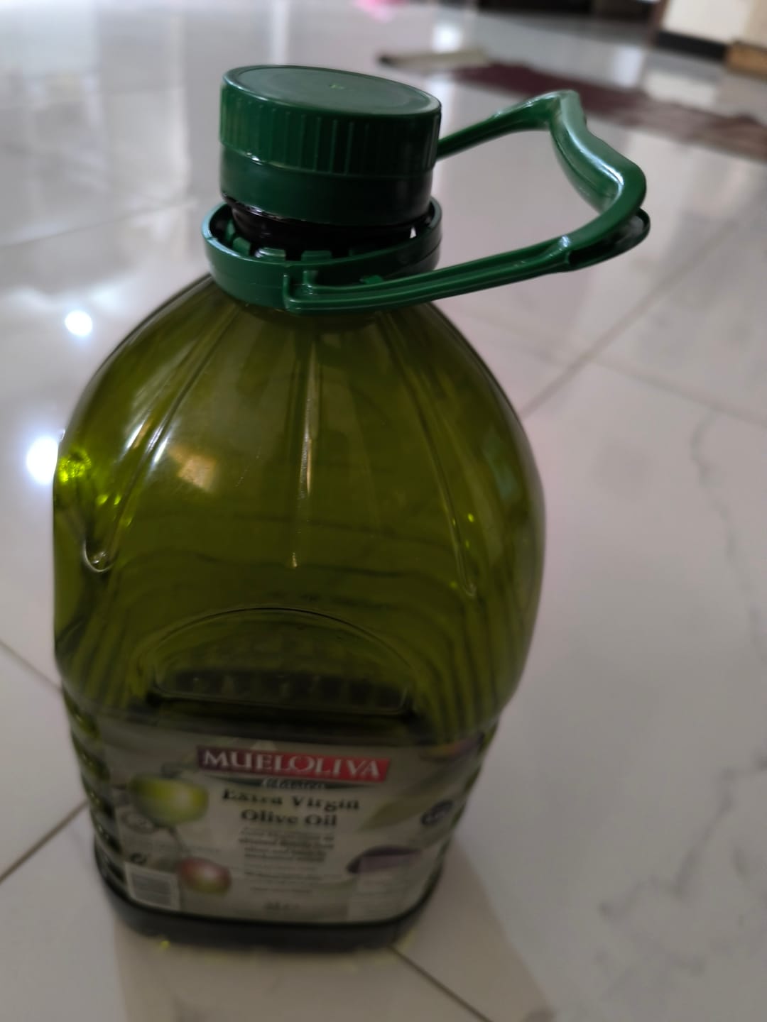 Customer photo review of Classica Extra Virgin Olive Oil