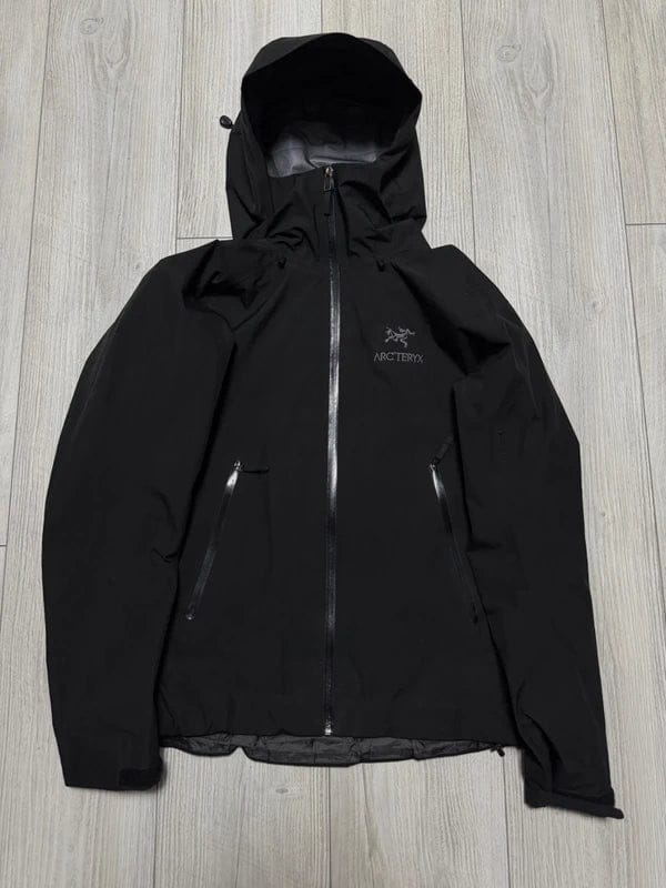 Customer photo review of Veste Arc*terx