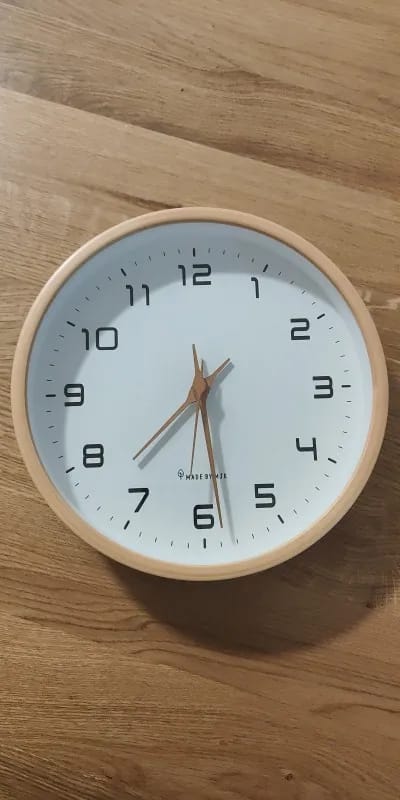 Customer photo review of Nordic Solid Wood Wall Clock
