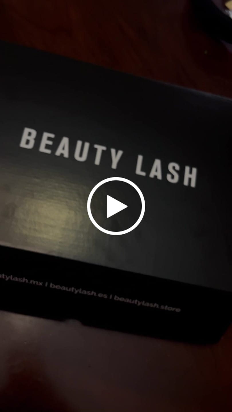 Customer video review of Mixed U-Shape Lashes (36 rows)