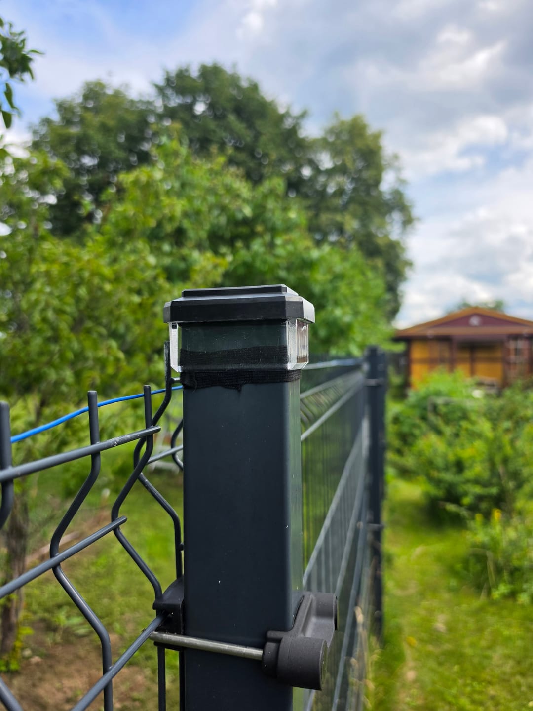 Customer photo review of 6040 Solar Zaunleuchte LED - 60X40mm