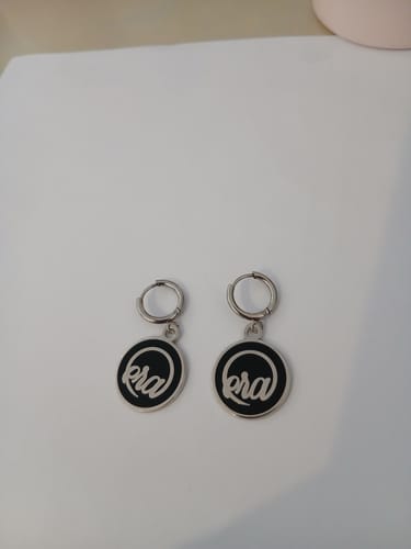 Customer photo review of Gold Diva Drop Earrings