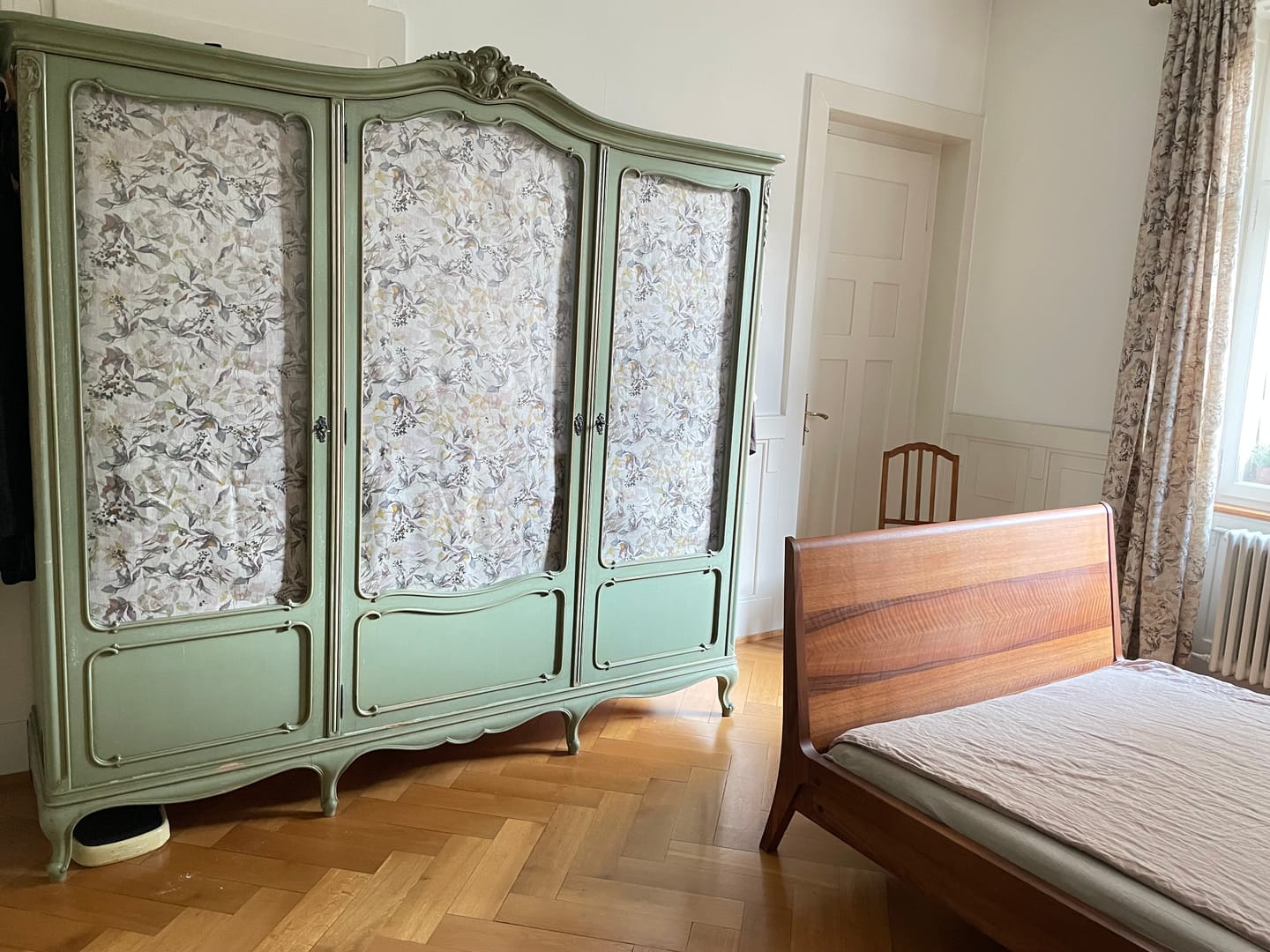 Customer photo review of Unwashed Meadow on Light Natural Linen Fabric 185 g/sq.m
