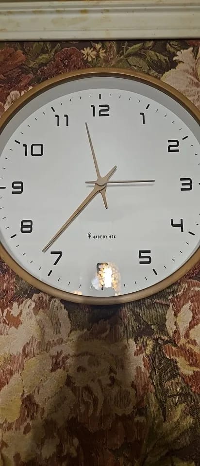 Customer photo review of Nordic Solid Wood Wall Clock