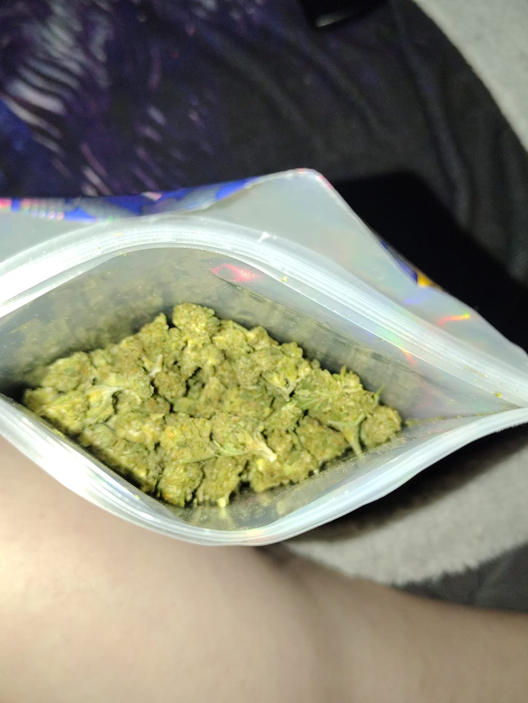 Customer photo review of Runtz Cake - Minis - 28 Grams - Hybrid
