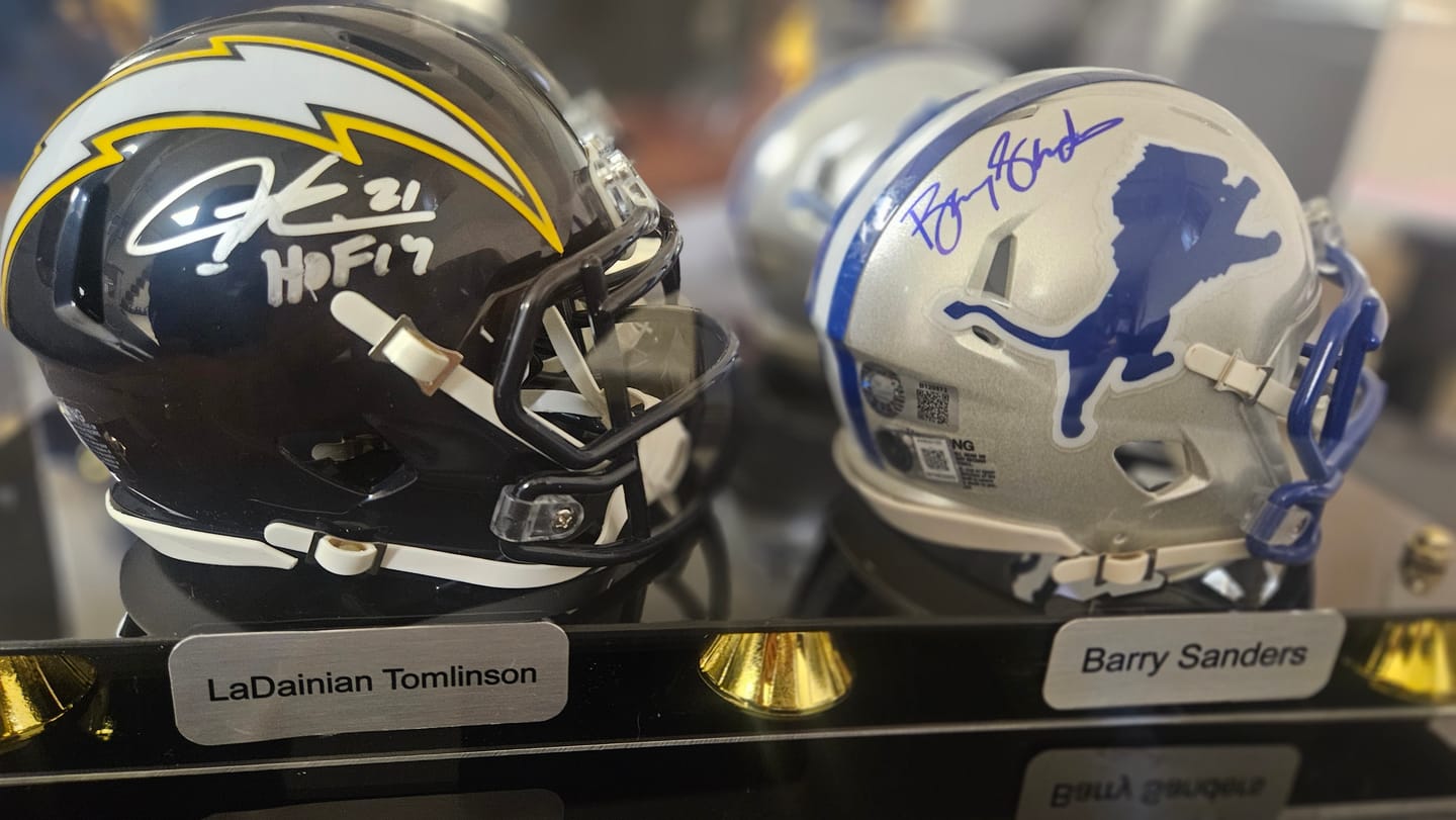 Customer photo review of Barry Sanders Autograph Signing