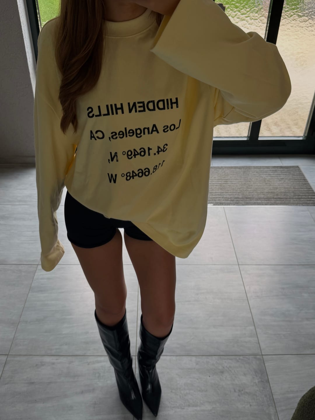 Customer photo review of VINTAGE LOGO LONGSLEEVE T-SHIRT BUTTER YELLOW