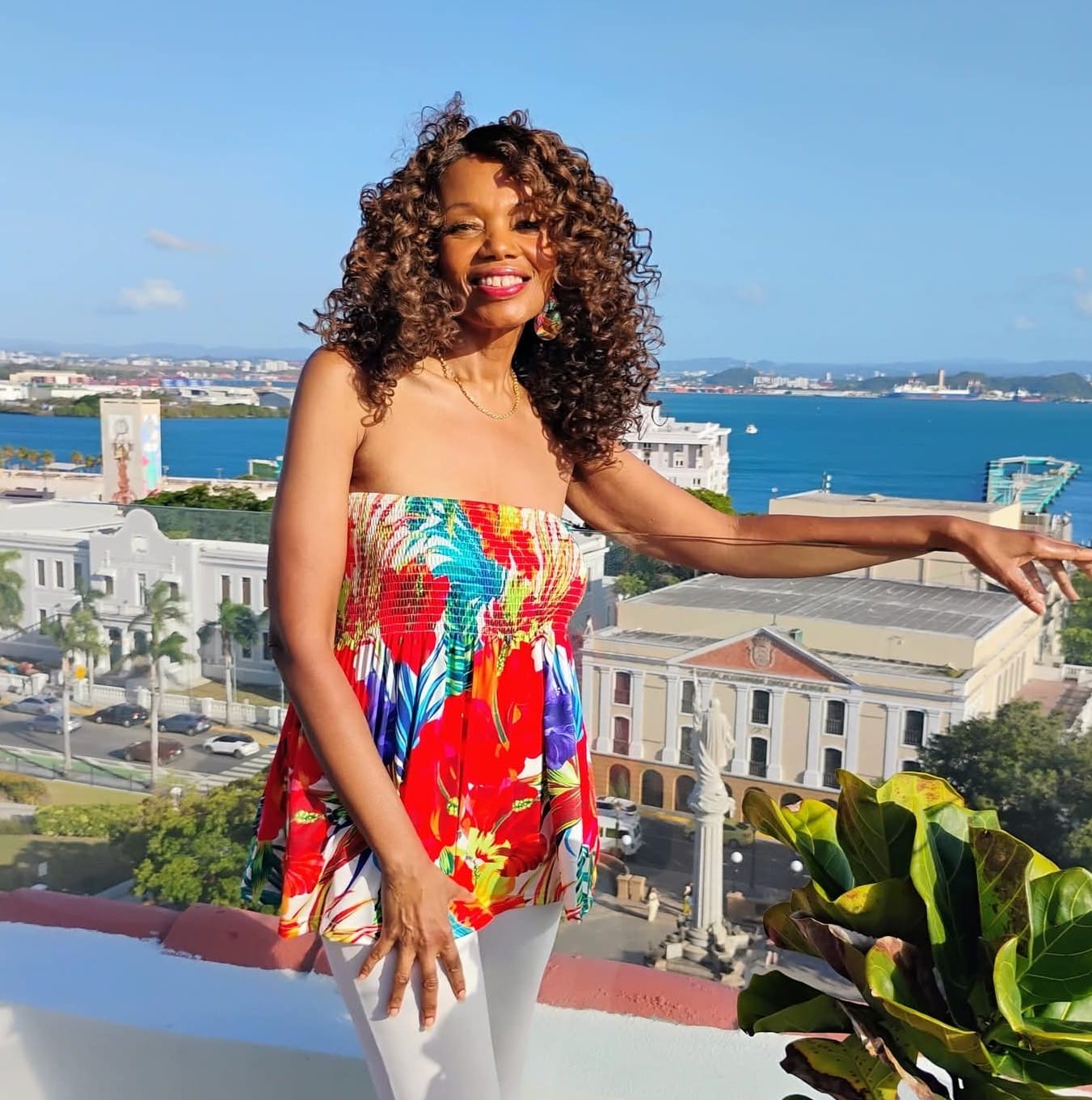 Customer photo review of Sensationnel Dashly HD Deep Parting Lace Front Wig - UNIT 45 - Pre-Plucked