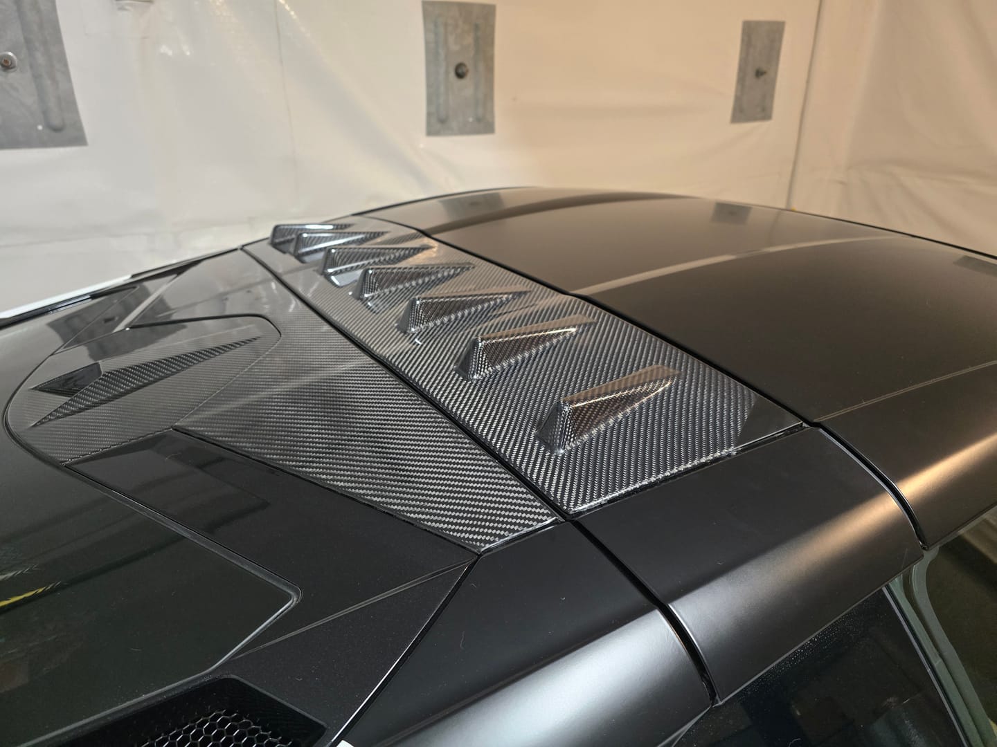 Customer photo review of Chevrolet Corvette C8 Rear Roof Vortex Generators