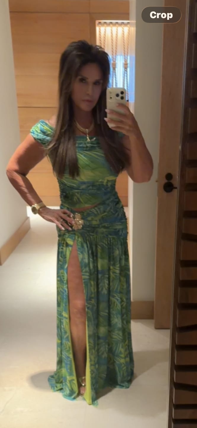Customer photo review of Tahlia Tropical Print Set - Lime Green