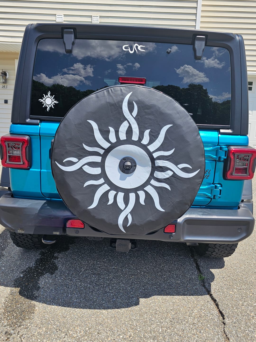 Customer photo review of CUSTOM Ford Bronco Tire Cover