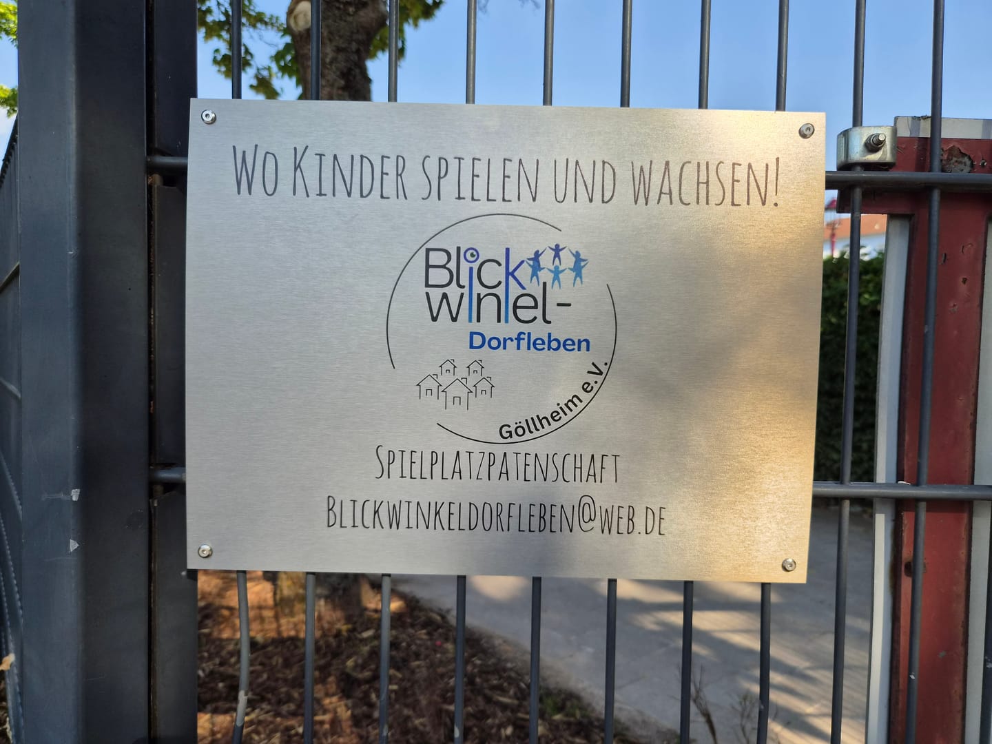 Customer photo review of V2A Edelstahl Firmenschild - Gebürstet 1,5mm mit UV-Druck