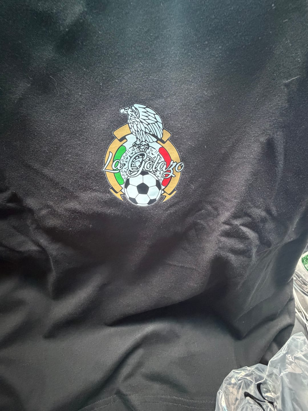 Customer photo review of MEXICO CROPPED TEE