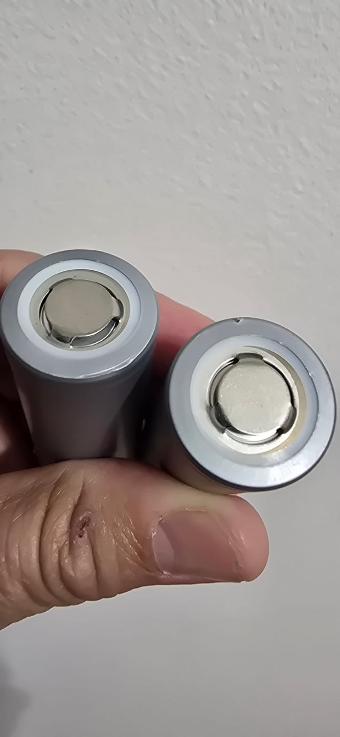 Customer photo review of Reliance RS50 21700 5000mAh 70A Tabless Battery