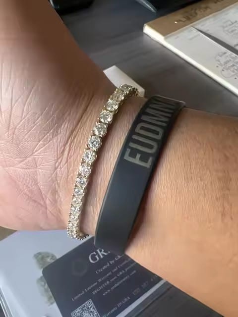 Customer photo review of Sterling Silver 925 2MM 3MM 4MM 5MM 6.5MM Moissanite Tennis Bracelet with GRA Certificate