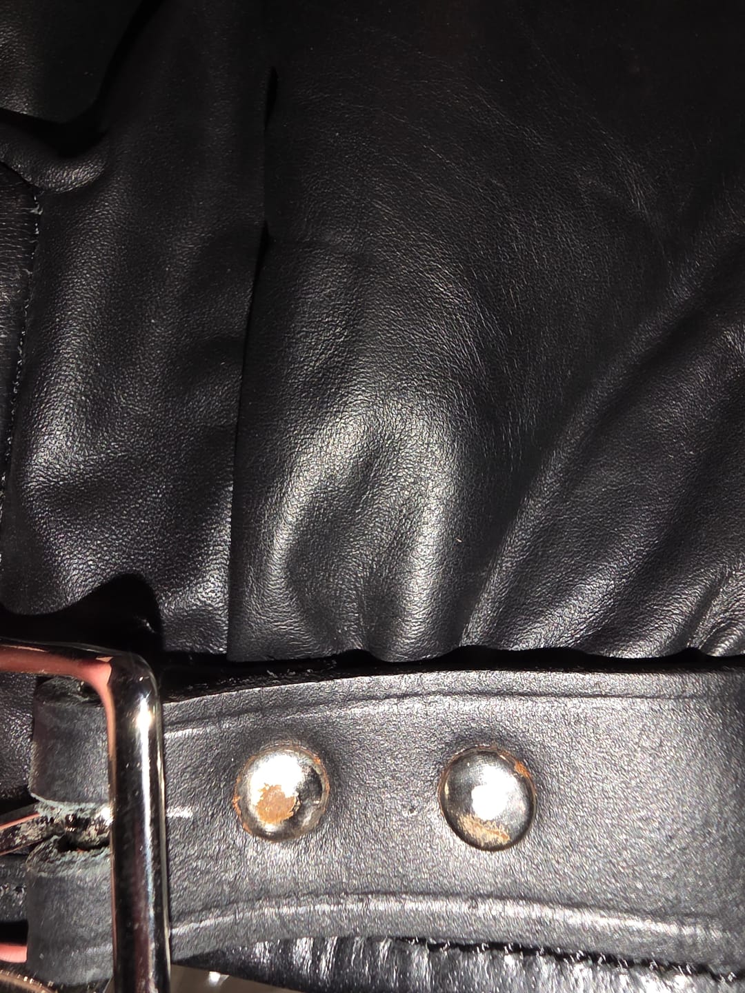 Customer photo review of Real Cowhide Leather Fist Mitts Lockable Restraint Bondage Paw Gloves | Black, Red & Purple