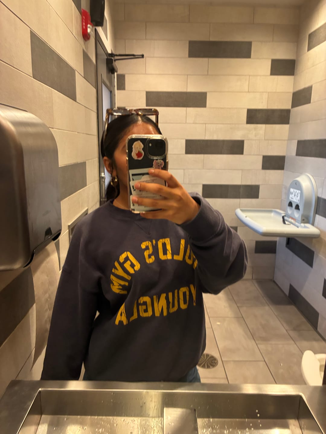 Customer photo review of 5166 - Gold's Iron Legacy Vintage Crewnecks