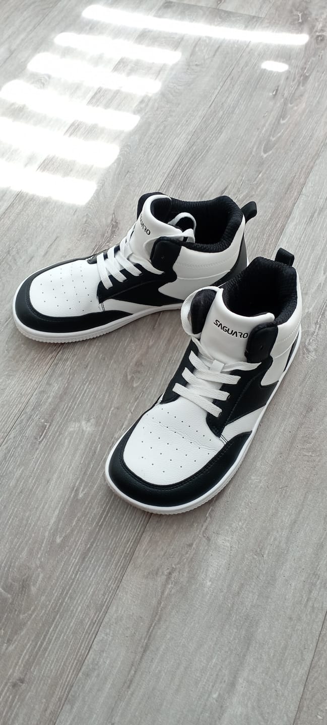 Customer photo review of Wonderland Ⅰ Lite - Barfußschuhe