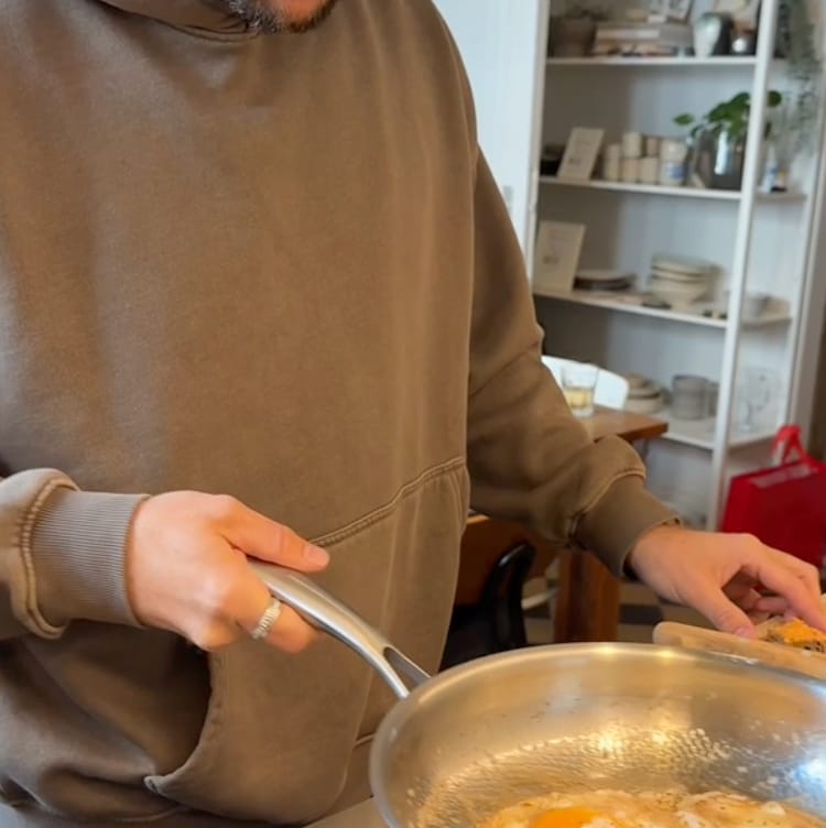 Customer photo review of TitaneX® Titanium Nonstick Frying Pan