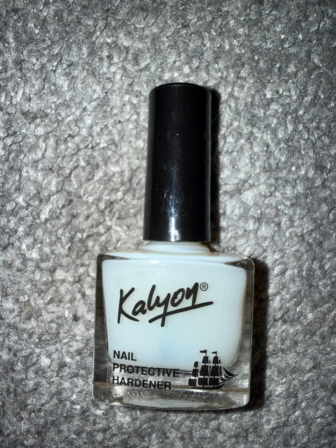 Customer photo review of Kalyon Nail Strengthener - Nourishes & Strengthens Weak Brittle Nails for Healthy Growth