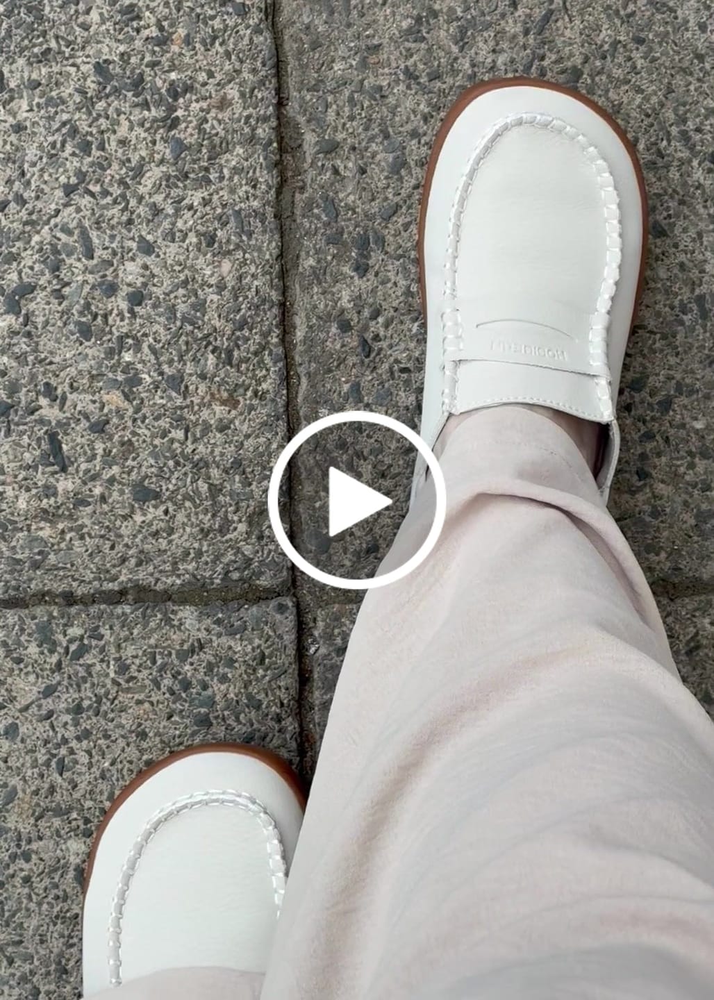 Customer video review of Manis - Barfuß Loafer