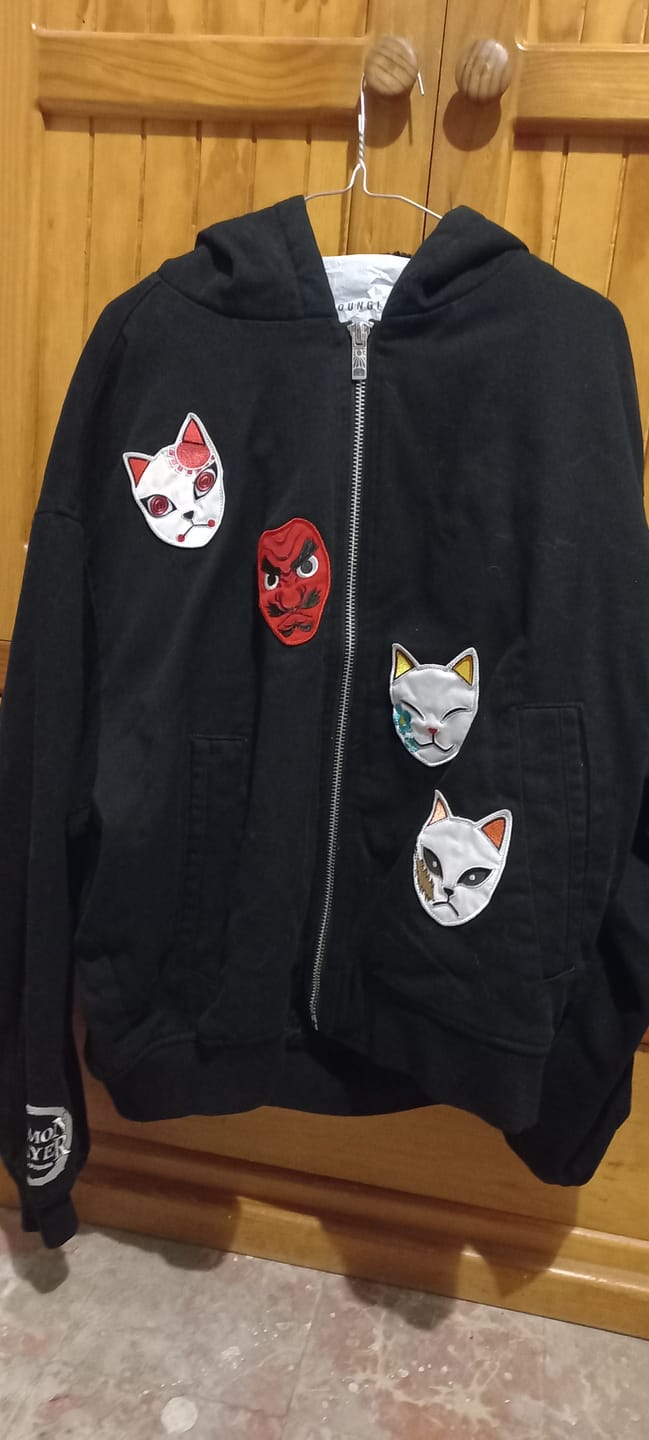Customer photo review of 5198 - Demon Slayer: Kimetsu no Yaiba - Jackets