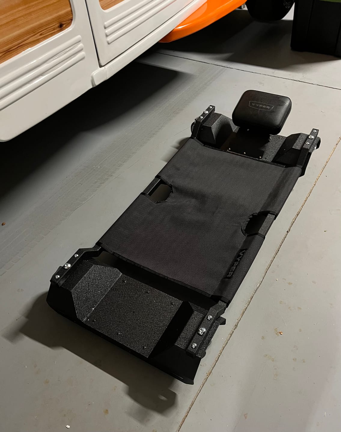 Customer photo review of LAY-DOWN CREEPER