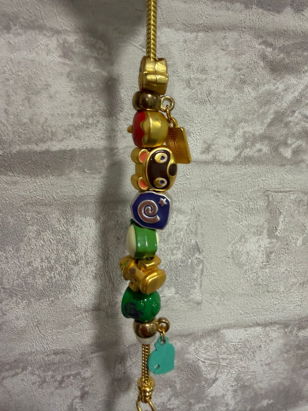 Customer photo review of Little Pieces of Your Island Bracelet