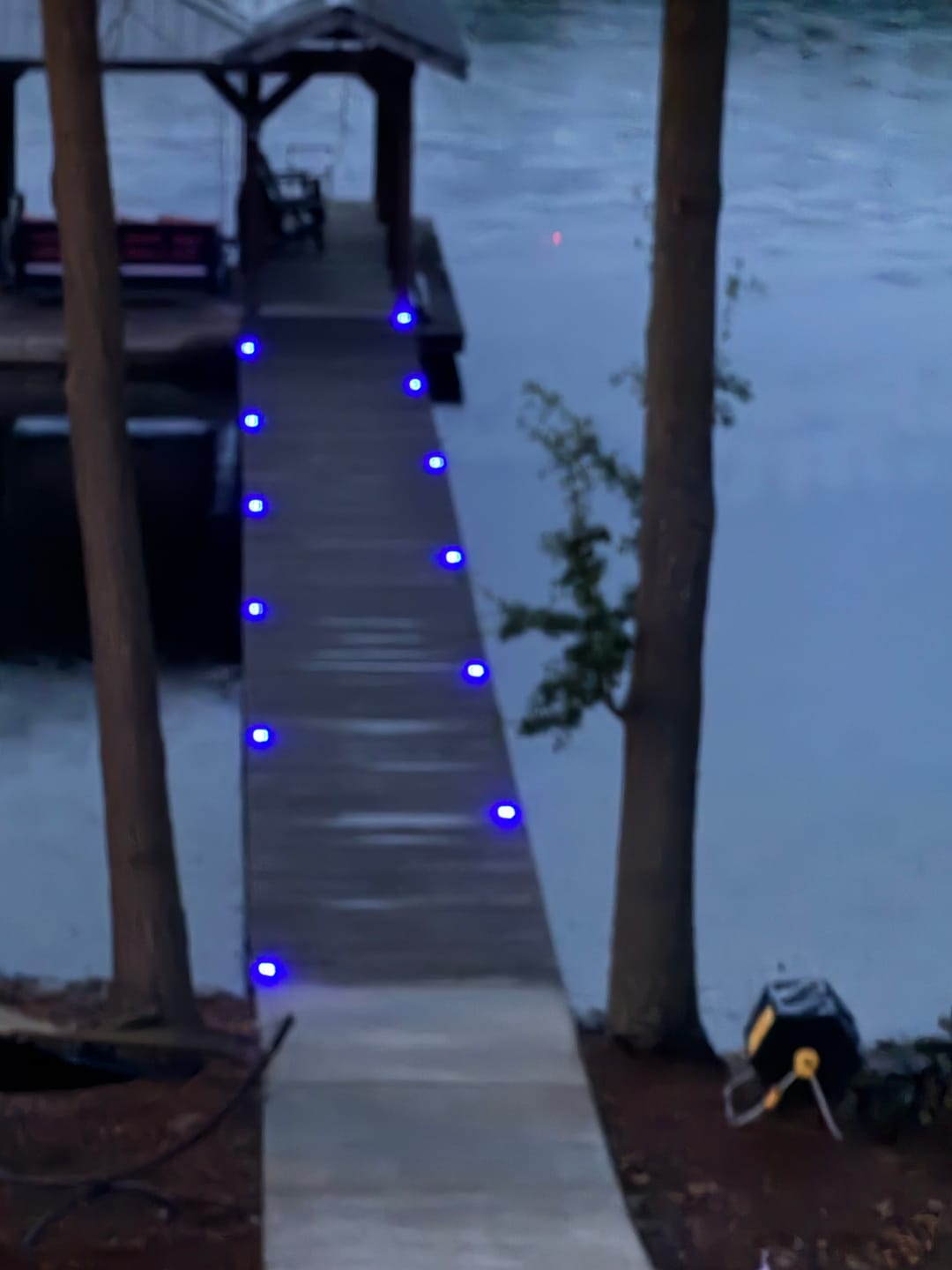 Customer photo review of TSUN Grey Shell Blue Solar Deck Lights