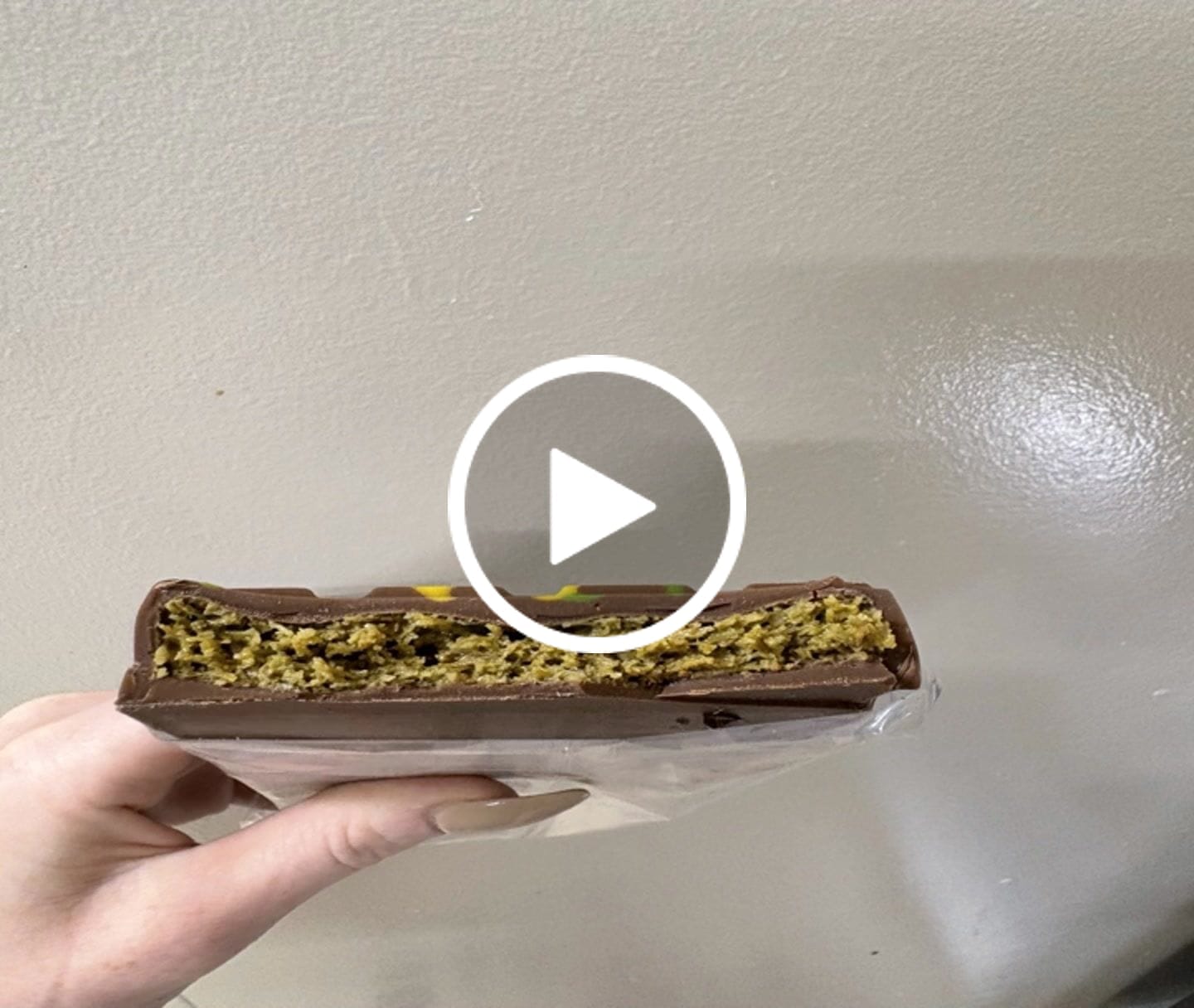 Customer video review of Pistachio Knafeh Bliss Block - Viral Dubai Chocolate Bar 200g