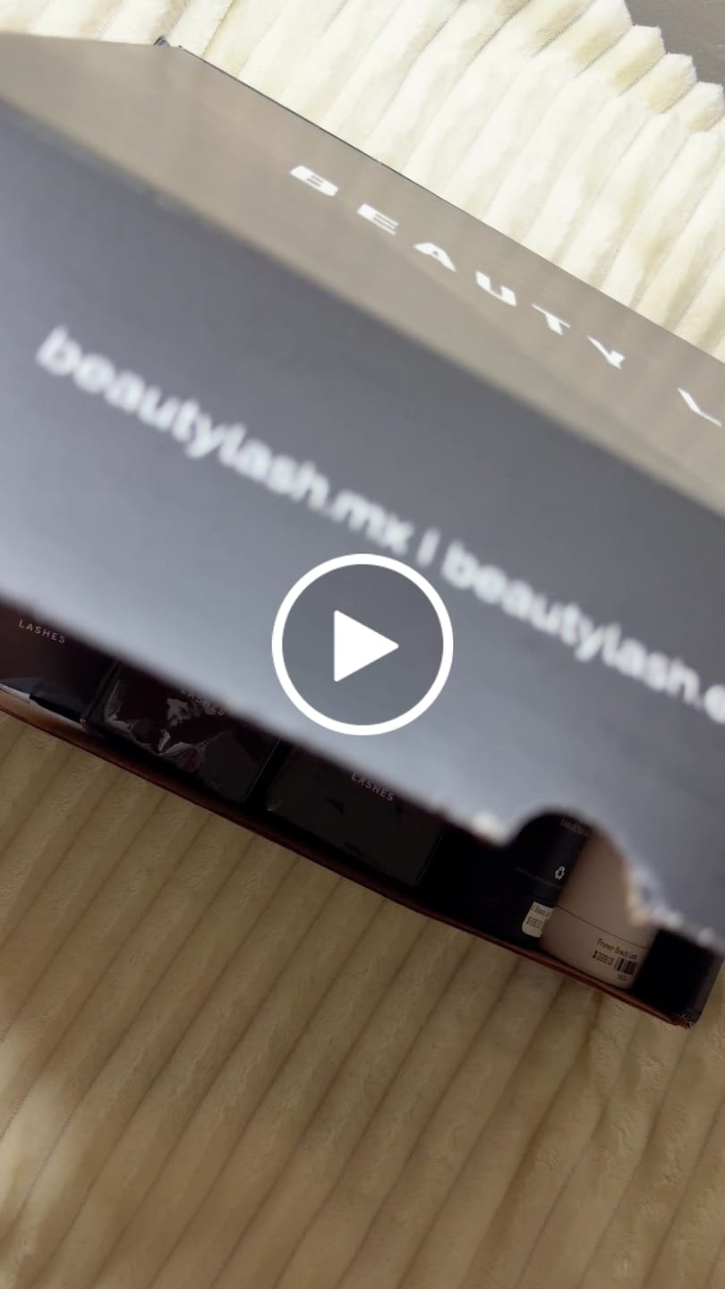Customer video review of Classic Lashes