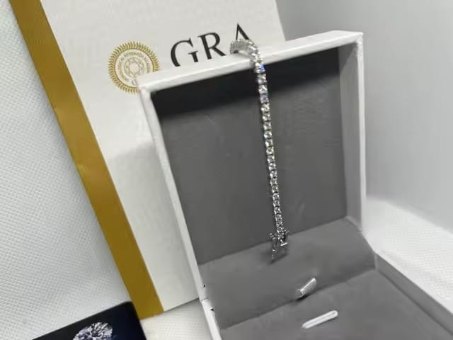 Customer photo review of Sterling Silver 925 2MM 3MM 4MM 5MM 6.5MM Moissanite Tennis Bracelet with GRA Certificate
