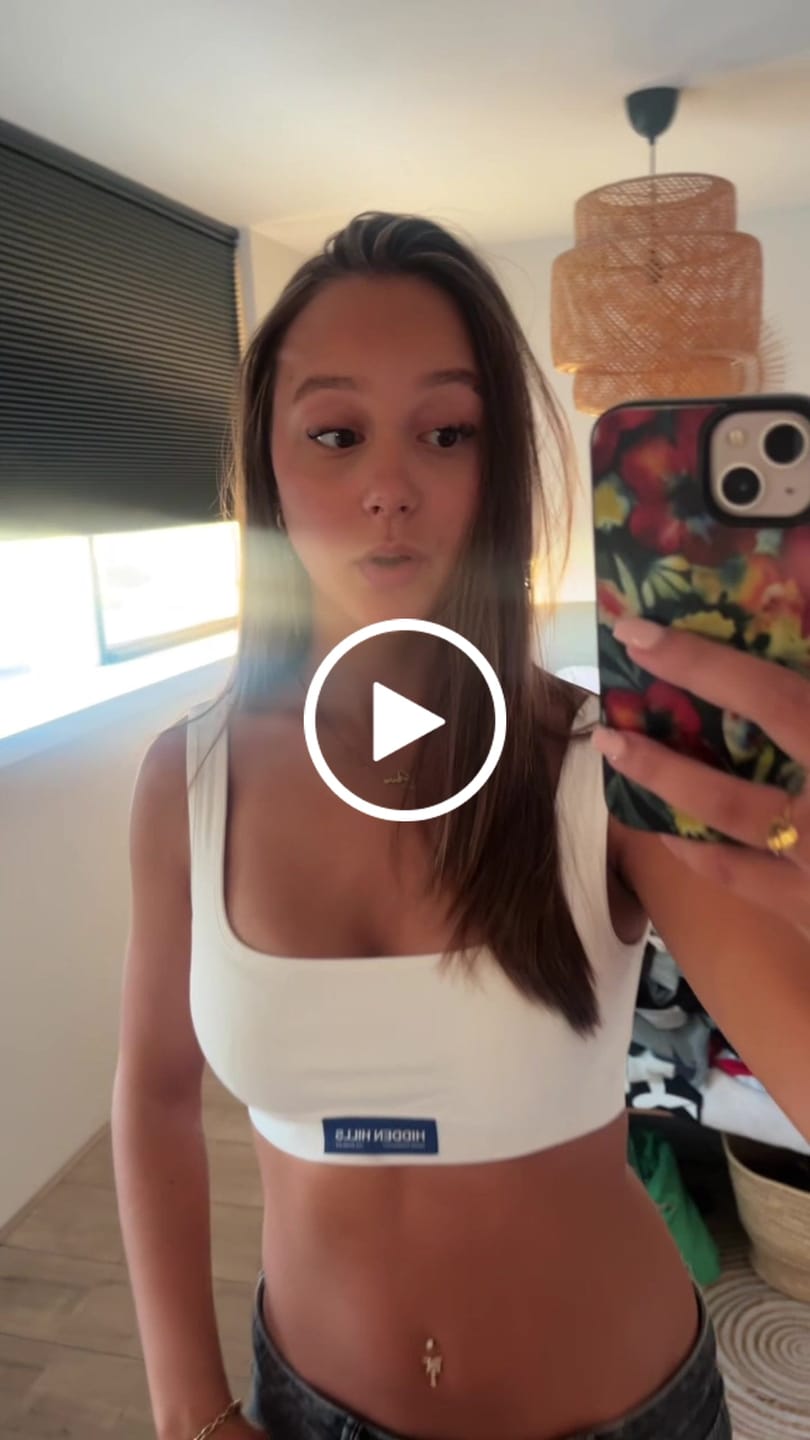Customer video review of LABEL BRA TOP WHITE