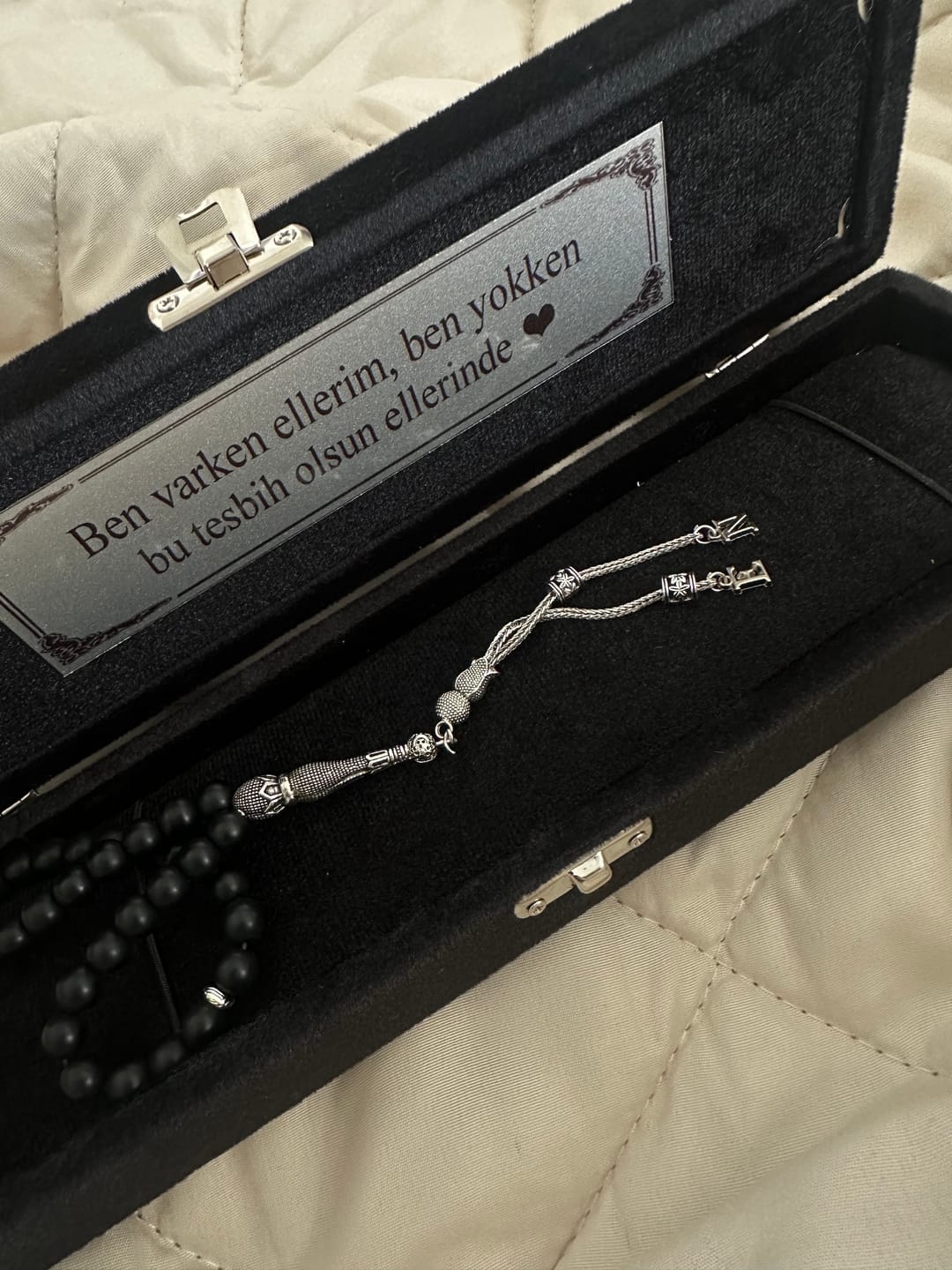 Customer photo review of Tesbih / Gebetskette mit Namen Gravur aus Naturstein mit Box