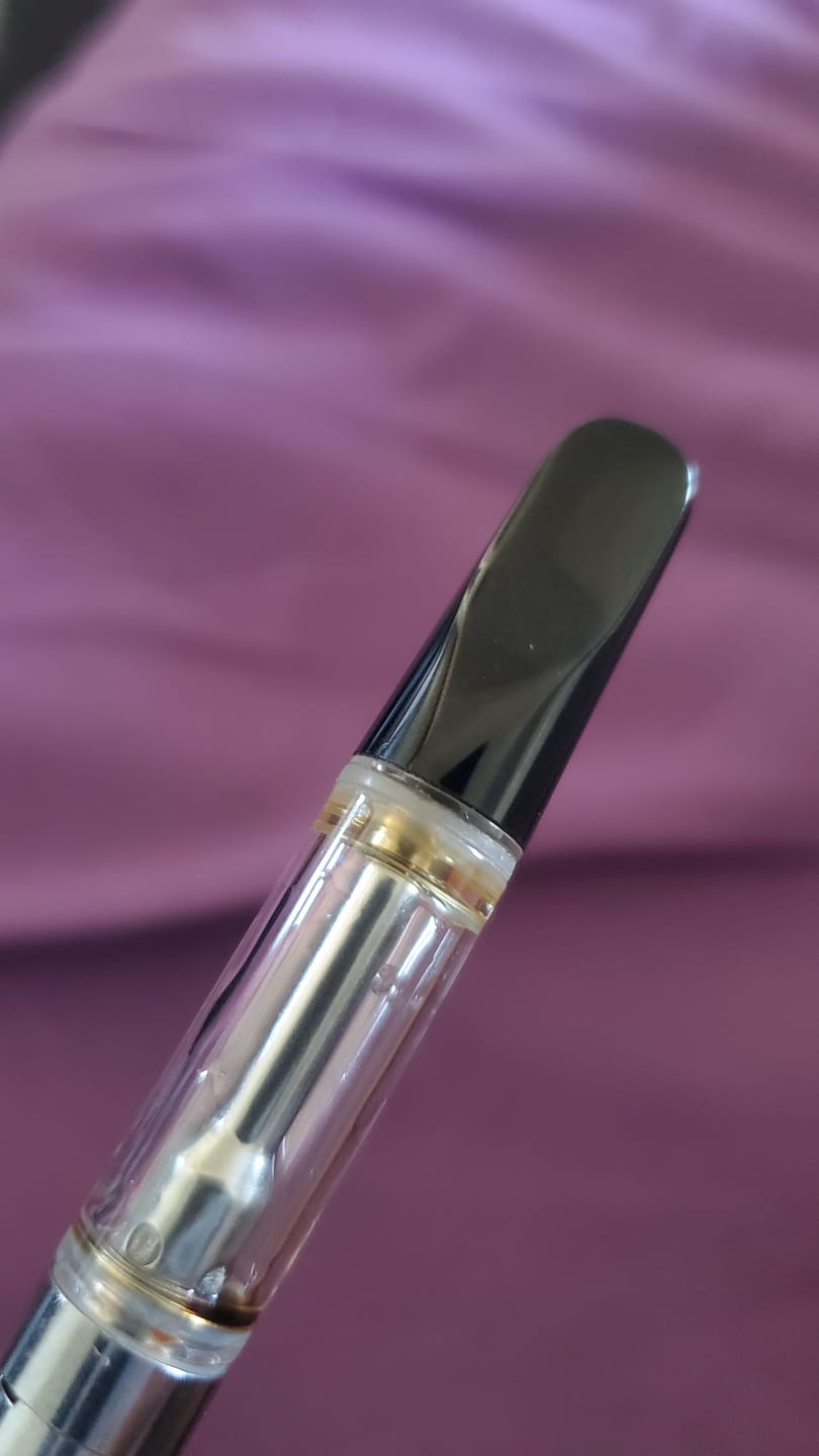 Customer photo review of 1 Gram THCA Blend Vape Cartridge | Pink Lychee - Hybrid