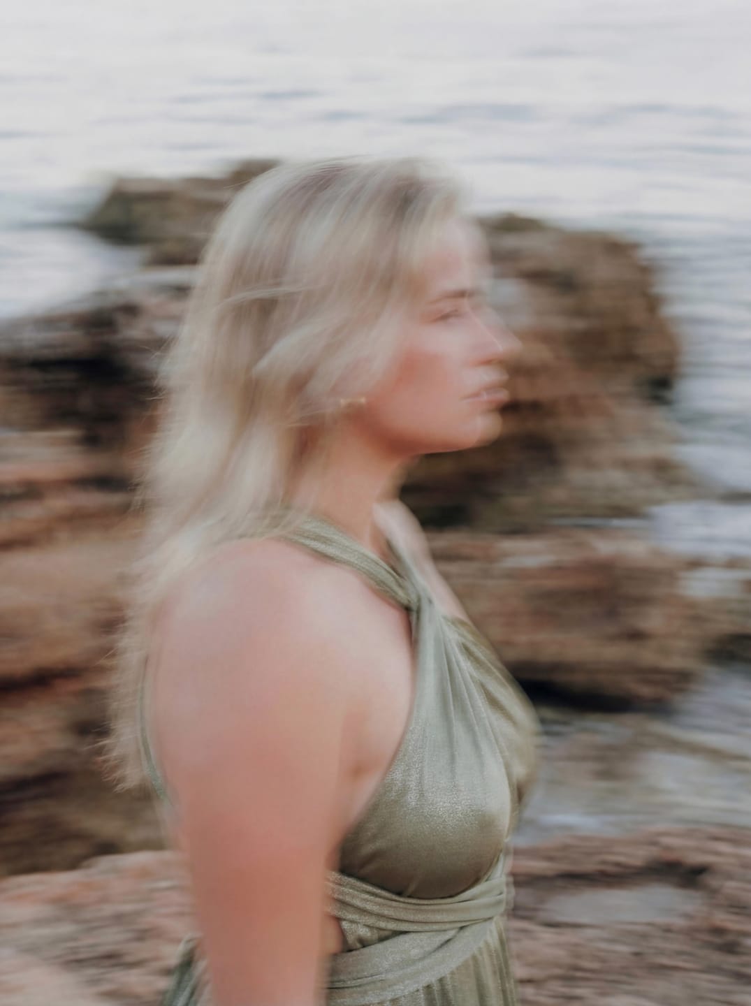 Customer photo review of Sustainable & Convertible Sparkle Swimsuit GOLDEN SUNSET
