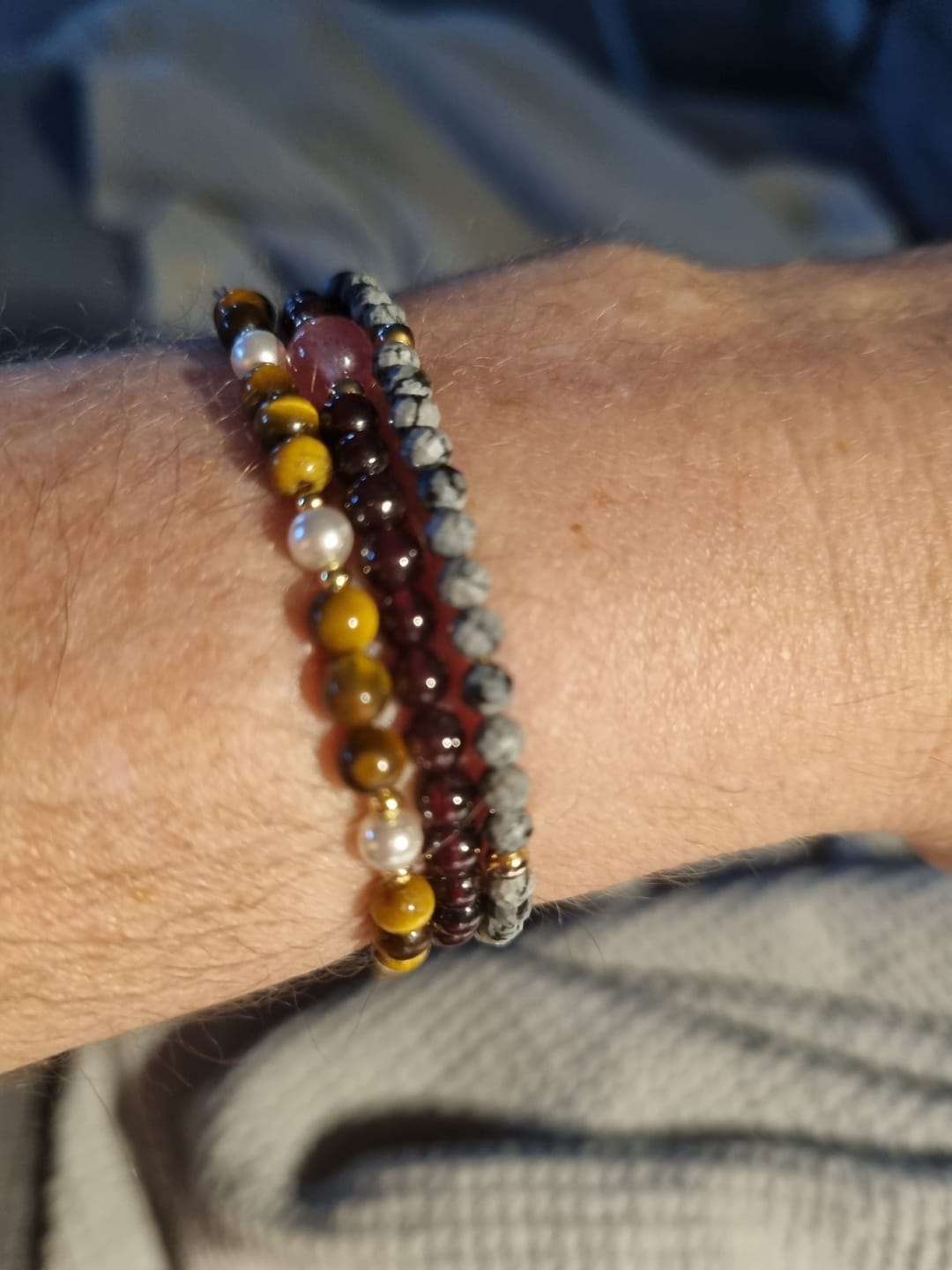 Customer photo review of Obsidian Armband - Schneeflocken Obsidian