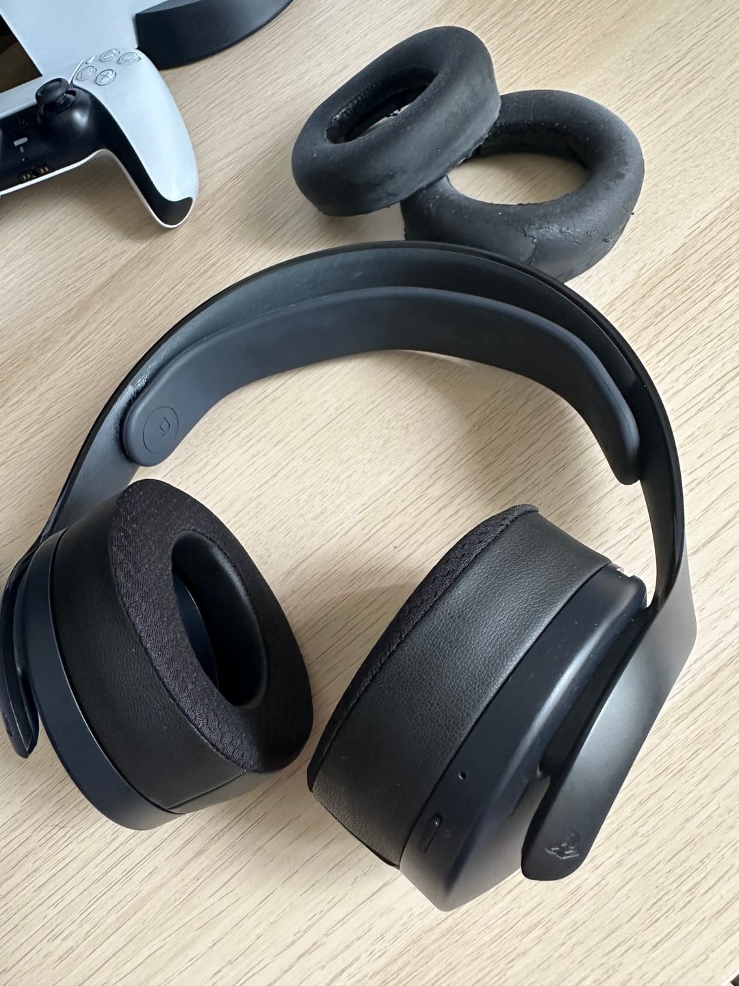 Customer photo review of WC FreeZe Pulse 3D - Cooling Gel Earpads For PS5 Pulse 3D Headset