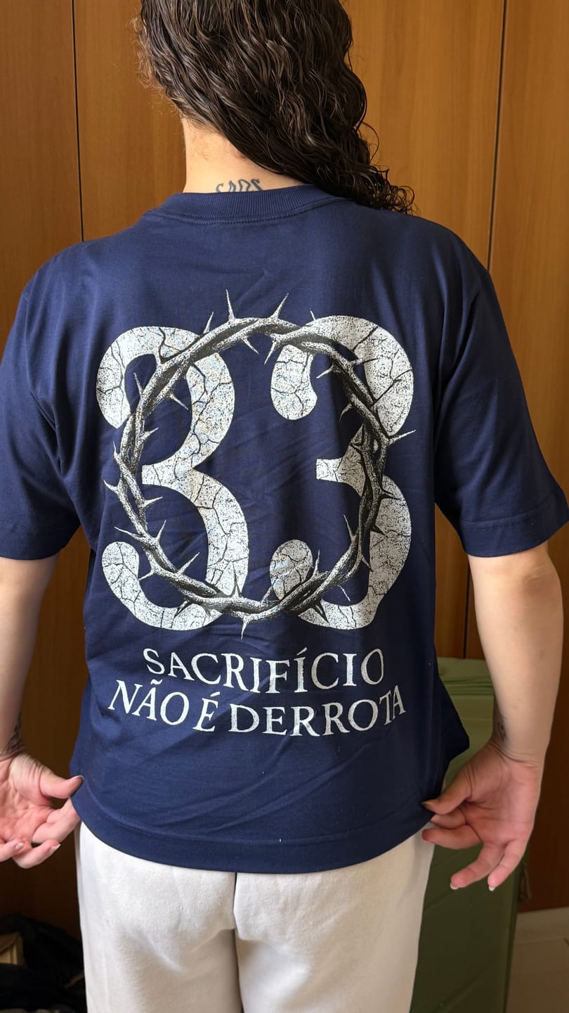 Customer photo review of TEE BOXY '33'