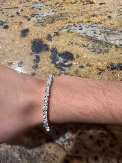 Customer photo review of Sterling Silver 925 2MM 3MM 4MM 5MM 6.5MM Moissanite Tennis Bracelet with GRA Certificate