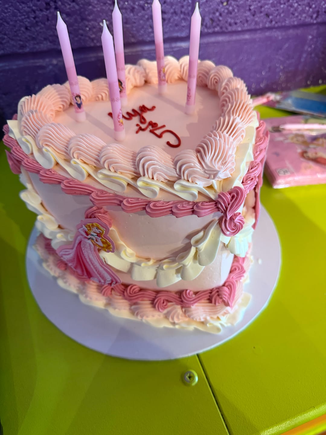 Customer photo review of Vintage Heart Cake - Tonal Colour