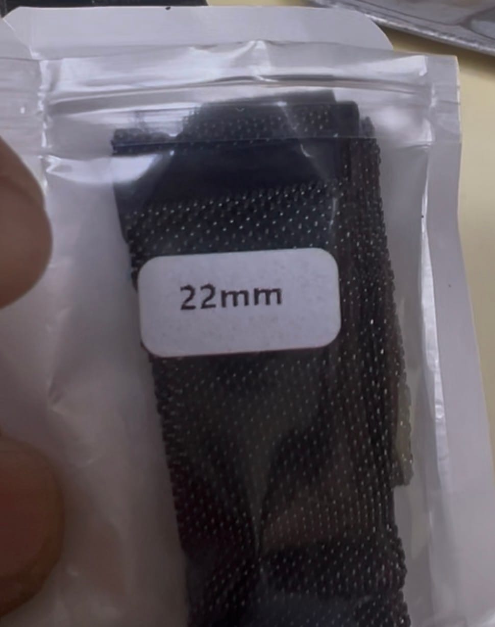 Customer photo review of Milanese Loop