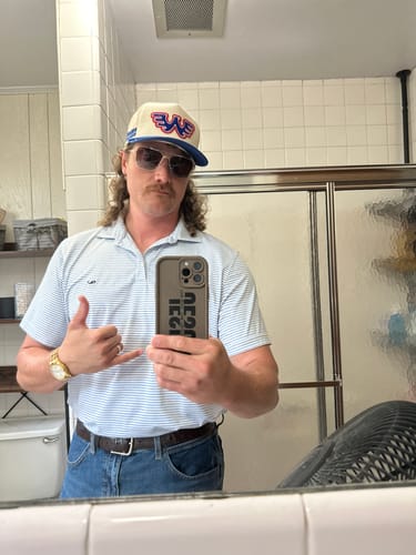 Customer photo review of Seager x Waylon Jennings Flying W Snapback Hat - Vintage White/Blue