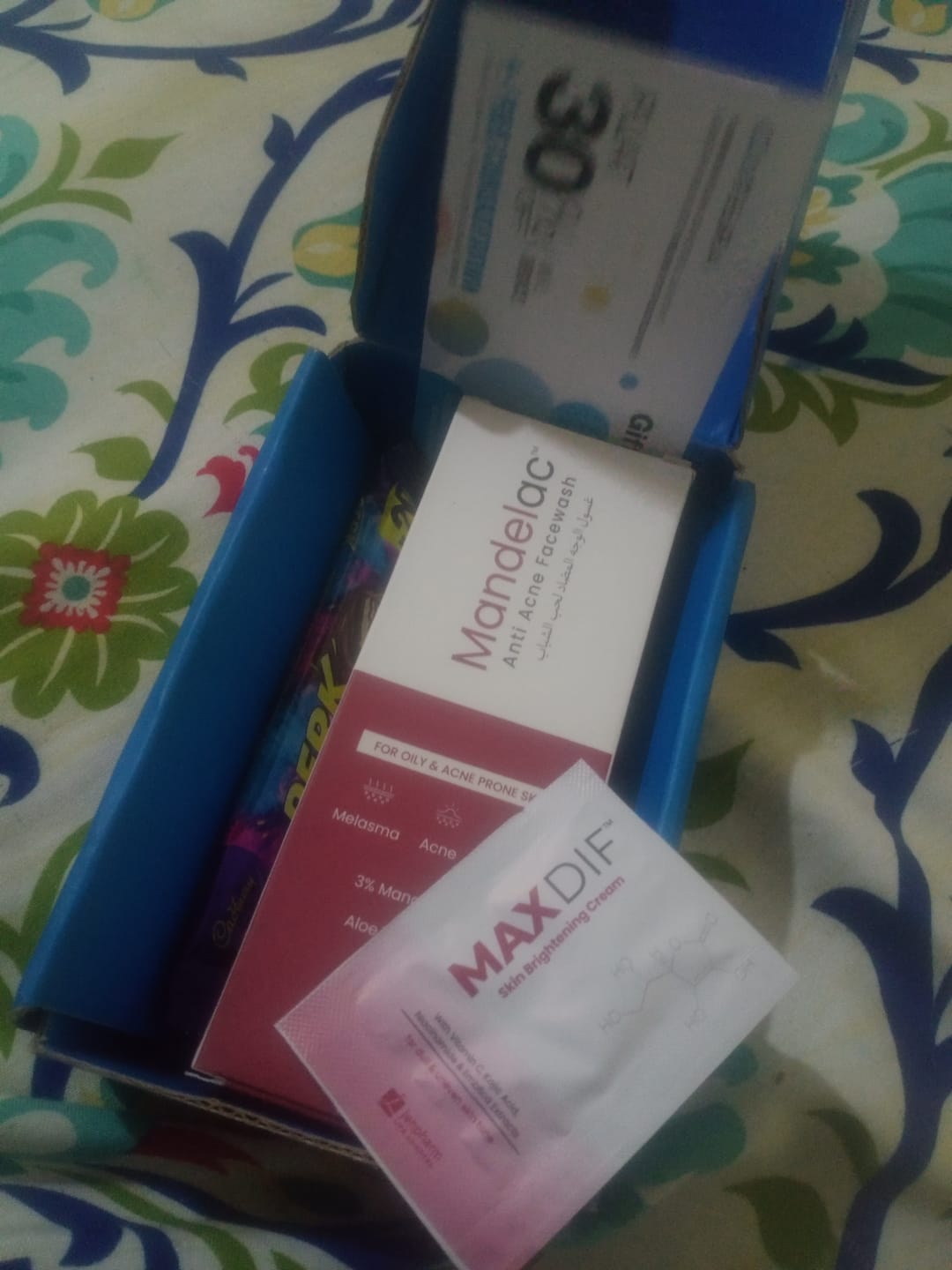 Customer photo review of MandelAC Facewash