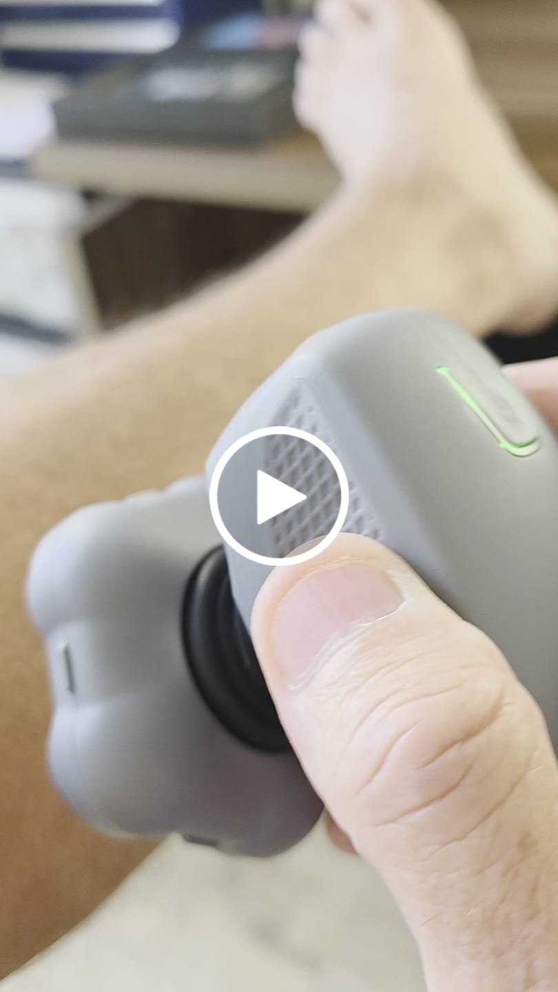 Customer video review of Bumzzy Butt Shaver 2.0
