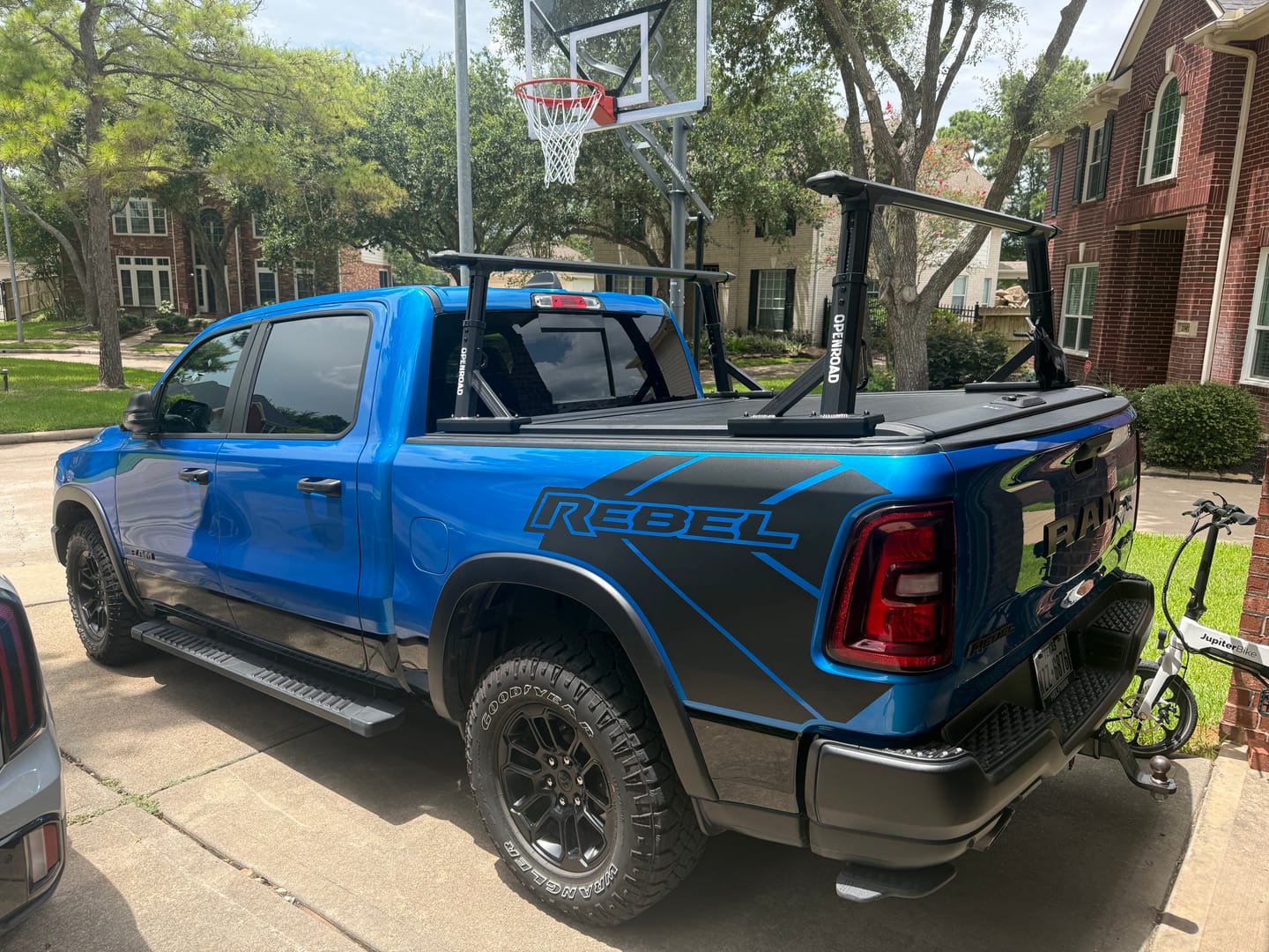 Customer photo review of OPENROAD Adjustable Bed Rack for Trucks